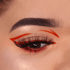 Close-up of Liquid Adhesive Eyeliner - ORANGE applicator tip