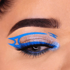 Close-up of Liquid Adhesive Eyeliner - BLUE LAGOON applicator tip